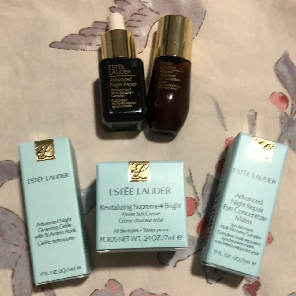 Estée Lauder five piece travel, size skin care Travel sizes new in box